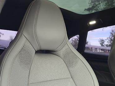 Zeekr: Zeekr 001: | 2024 г. Седан — 6