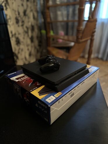 plestation 4: Playstation 4 slim 1 tb oyunsuz 1 pultla