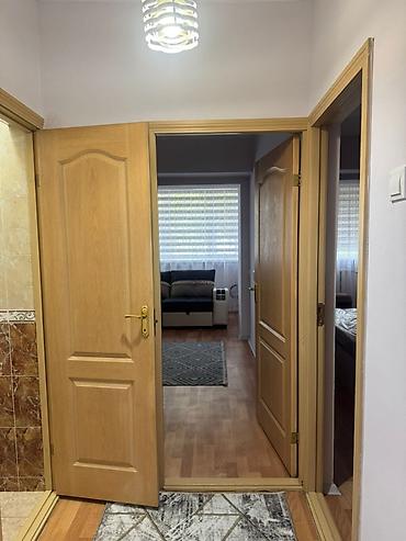 Долгосрочная аренда квартир: 3 комнаты, Собственник, Без подселения, С мебелью полностью — 10