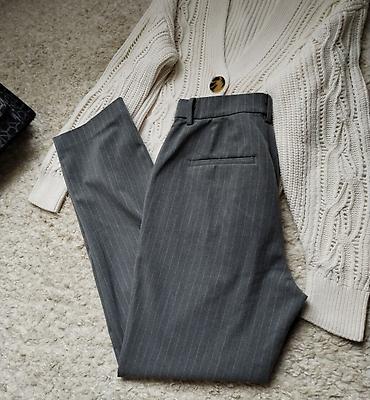 armani: UNIQLO sive pantalone na tanke pruge u velicini XS. Perfektno stanje ☆ — 1