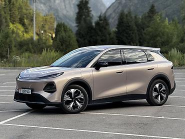 чанган уни к: Changan Qiyuan Q05: 2026 г., 1.5 л, Автомат, Электромобиль, Кроссовер — 1