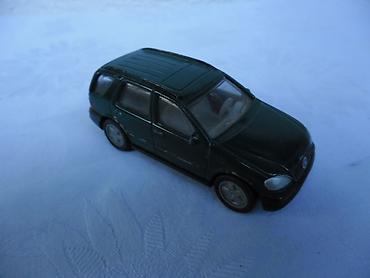 Siku Mercedes ML 320 oko 1/60 ocuvan