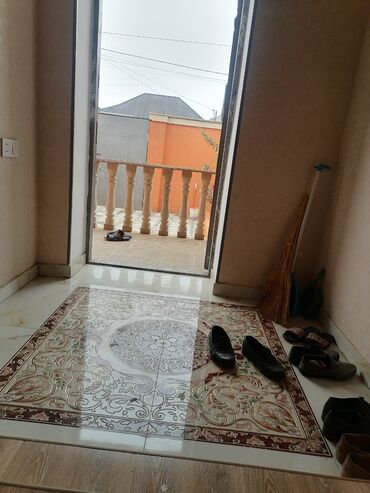 Həyət evləri və villaların satışı: Satılır: həyət evi - Ümumi təsvir: Tək mərtəbəli, eyvanlı həyət evi — 3