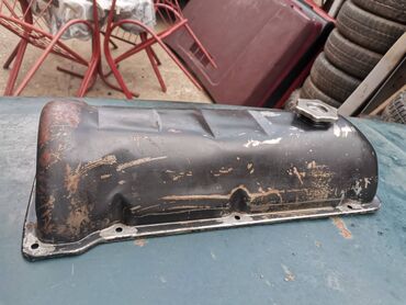 Auto delovi: Dekla, poklopac motora Lada 21213,21214 Niva. Polovno, ocuvano — 6
