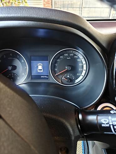 smart forfour: Kia Stonic: 2020 г., 1.4 л, Автомат, Газ, Кроссовер — 6