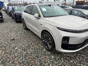 byd e1: Lixiang L6: 2025 г., 1.5 л, Автомат, Гибрид, Кроссовер — 1