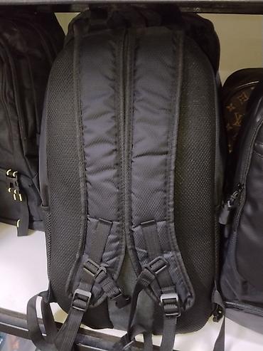 полевой рюкзак: Рюкзак FAQQN (надпись на ярлыке: Capacity 15+5 L), черный. - Объем — 3