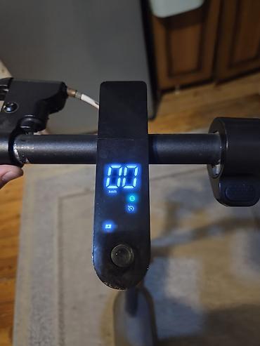 nar limitsiz 1 saat: Model:Xiaomi Mijia M365 Sürət:16-25km/s Motor gücü:350-500v — 1