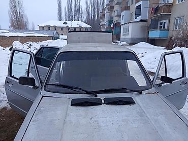 авто вит: Volkswagen Jetta: 1988 г., Седан — 1