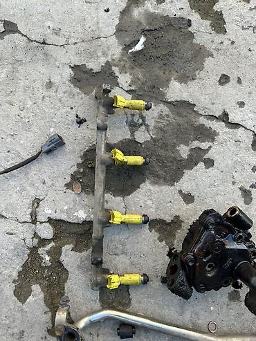 Другие детали для мотора: Продаются запчасти на 1az Маховик 1000 Клапанная крышка 1500 Поддон — 4