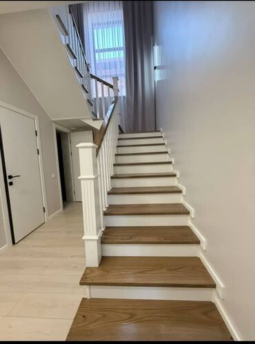 продаю дувух этажный дом: Үй, 170 кв. м, 5 бөлмө, Кыймылсыз мүлк агенттиги, Евро оңдоо