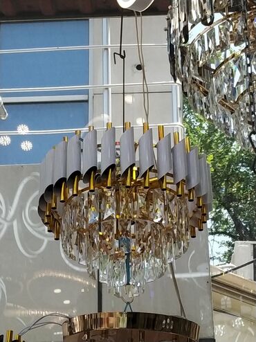 yağış işıq: Çılçıraq, 10 və daha çox lampa, Xrustal