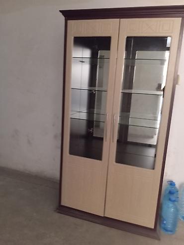Ev və bağ: İşlənmiş, TV altlığı — 2