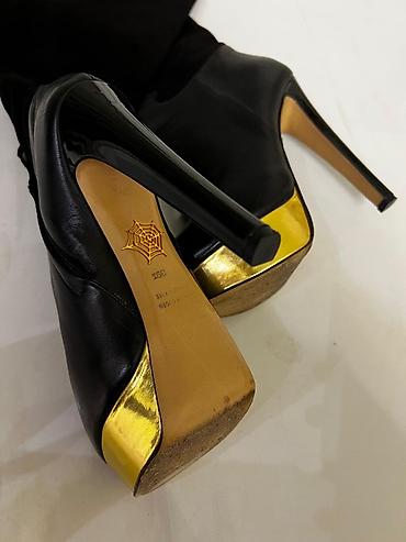 Сапоги: Orijinal Charlotte Olympia-ya brendinə məxsus qadın çəkmələri — 3