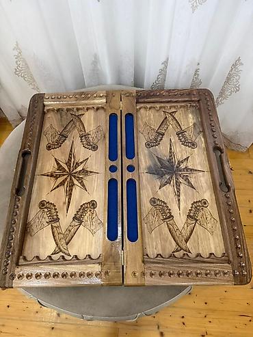 Nərdlər: Taxta nərd dəsti – əl işidir - Material: Qoz ağacı (tam taxta) — 17