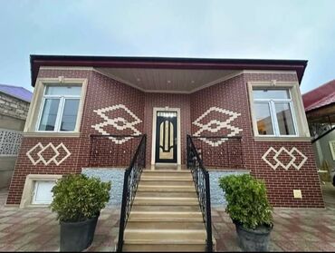 Uzunmüddətli kirayə mənzillər: Qala qəs. 3 otaqlı, 120 kv. m, Yeni təmirli