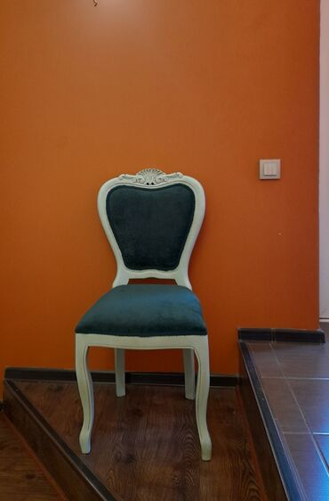 современная итальянская мягкая мебель: Стулья Для зала, С обивкой
