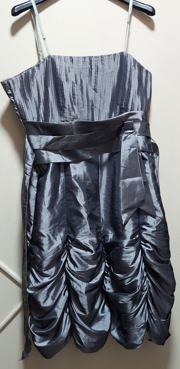 maxi haljine dugih rukava: Haljina lepog modela velicina l dimenzije obim grudi 45 duzina 75