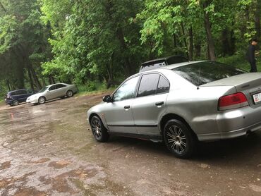 Mitsubishi: Mitsubishi Galant: 2000 г., 2 л, Механика, Бензин, Седан