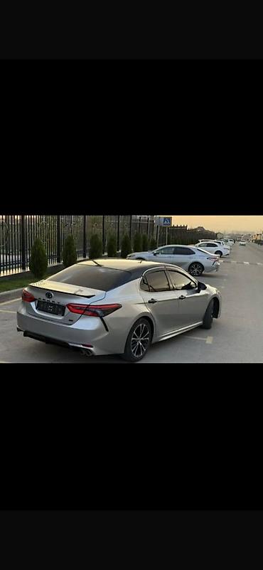300 мин сом: Toyota Camry: 2018 г. — 2