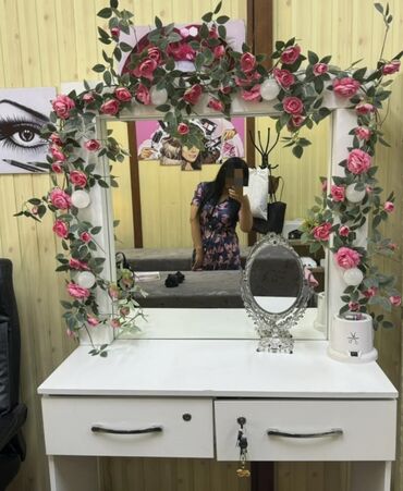 бизнес сатылат: Визажный стол сатылат, срочно!