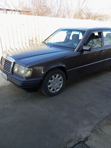 срочно продаю авто: Mercedes-Benz 230: 1992 г., 2.3 л, Механика, Бензин, Седан