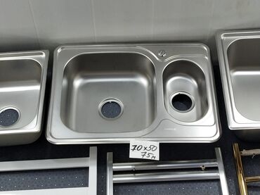 metbex ucun moyka: İki bölməli mətbəx lavabosu – paslanmayan poladdan. Xüsusiyyətlər: -