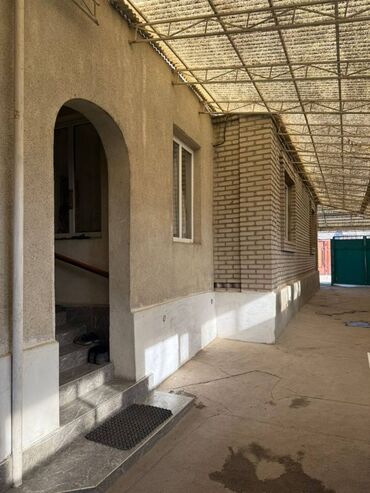 Продажа квартир: 4 комнаты, 115 м², 1 этаж — 5