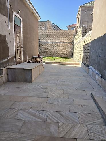 villa evler: Masazır qəs., (kənd Masazır), 2.36 sotun içində, ü/s 72 kv.m olan, 2 — 2