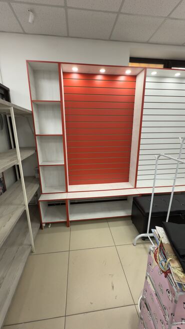 мойка для кафе: Витрина Для посуды, С подсветкой, 23000 см * 1300 см * 30 см, Б/у