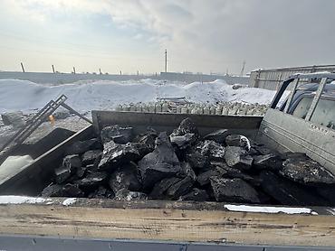 Уголь Кара-Кече: Уголь Кара-Кече, Платная доставка, Бесплатная доставка, Оптом, Фракция: Крупный (К), В тоннах — 8