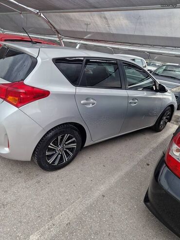 Used Cars: Toyota Auris: 1.4 l | 2014 year Coupe/Sports