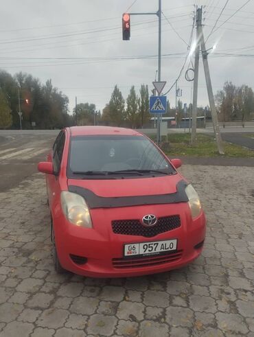 Toyota: Toyota Yaris: 2007 г., 1.3 л, Механика, Бензин