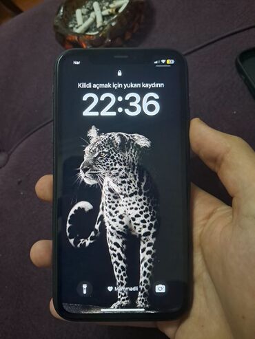 iphone 11 qutusu: IPhone 11, 64 GB, Qara, Face ID
