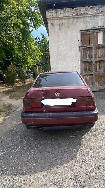 голф венто: Volkswagen Vento: 1994 г., Механика, Седан — 4