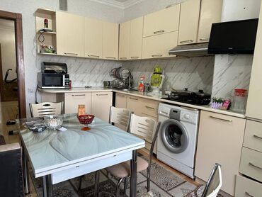 Köhnə tikili: Bakı, 4 otaqlı, Köhnə tikili, m. Həzi Aslanov, 100 kv. m -da lalafo.az — 13 Köhnə tikili: Bakı, 4 otaqlı, Köhnə tikili, m. Həzi Aslanov, 100 kv. m — 13