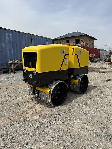 Катки: 🚜 Продается новый грунтовый виброкаток (траншейный каток) FYL-R1600T — 3