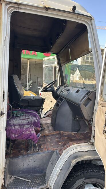 Mercedes-Benz: Mercedes-Benz T1: 1994 г., 2.8 л, Механика, Дизель, Фургон — 8