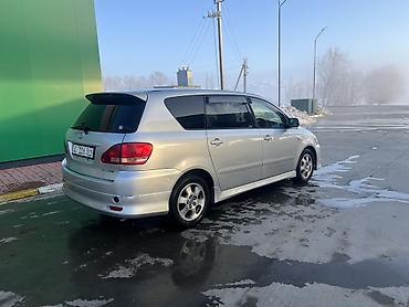 Toyota: Toyota Ipsum: 2003 г., 2.4 л, Автомат, Бензин, Минивэн — 4