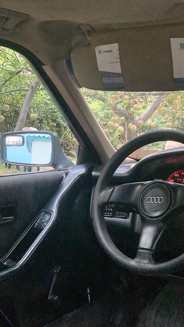 Audi 80: 1990 г., 1.8 л, Кол менен иштөөчү, Бензин, Седан — 1