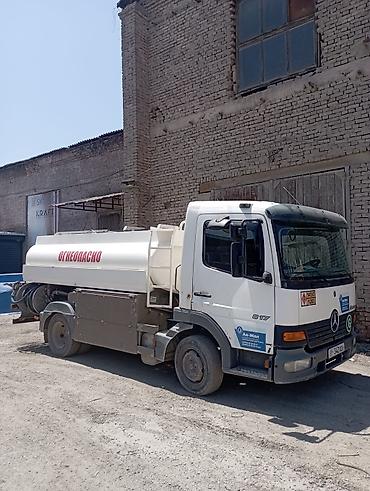 Топливозаправщик Mercedes-Benz 817 - Шасси: Mercedes-Benz 817