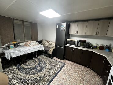 Продажа домов: Полдома, 306 м², 3 комнаты, Собственник, Старый ремонт — 12