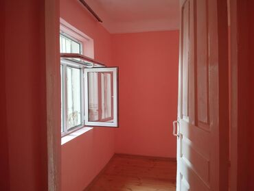 Uzunmüddətli kirayə mənzillər: Yeni təmir olunub, əşyasızdır. Xaçmaz şəh. H.Z.Tağıyev küçəsi ev 8 — 8