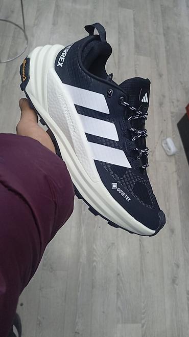 adidas original: Мужские кроссовки, 40, 41, 42, Adidas Originals, Новый, цвет - Черный, Бесплатная доставка — 1