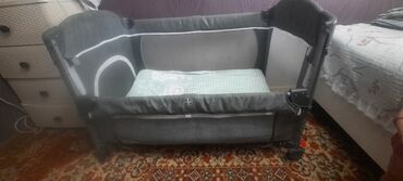 Манежи-кровати: Манеж-кровать, Б/у, Складной, Другой материал — 10