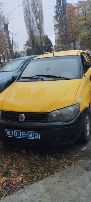 ford 7 1: Fiat Albea: 1.4 l | 2008 il 300 km Sedan