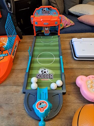 Dečije sportske igračke: Mini set društvenih igara i igračaka za decu – sportske stonе igre + — 2