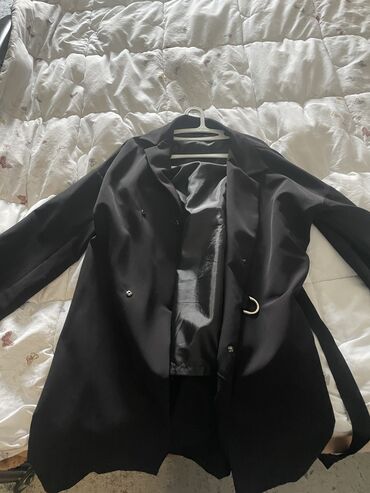 черное пальто в Кыргызстан | ПАЛЬТО: Продаю Пальто мужское черное
made in Korea
