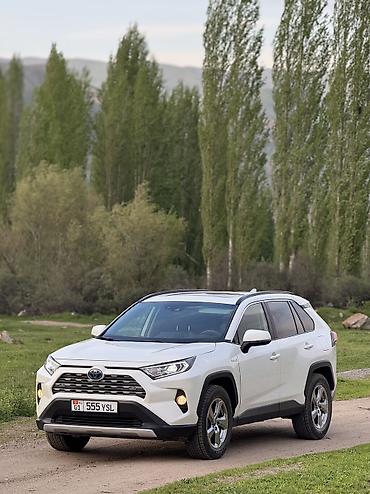 Toyota: Toyota RAV4: 2021 г., 2.5 л, Автомат, Гибрид, Кроссовер — 3