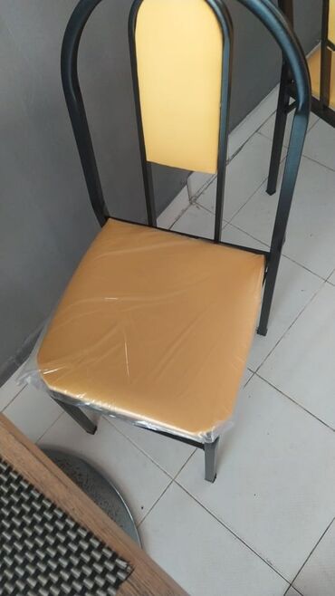 Masa və oturacaq dəstləri: Mətbəx üçün stol stul desti, kuxna üçün masa və oturacaqlar dəstləri — 26